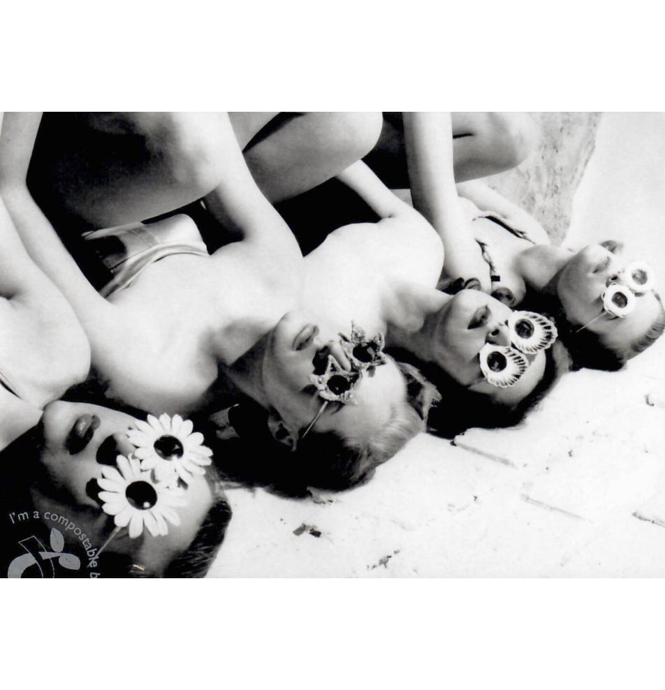 Melnbalta, dubulta kartīte